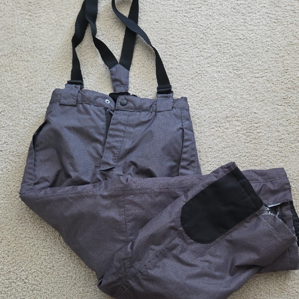 Stylish Kids Snow Pants  W/Suspenders - Gray and Black